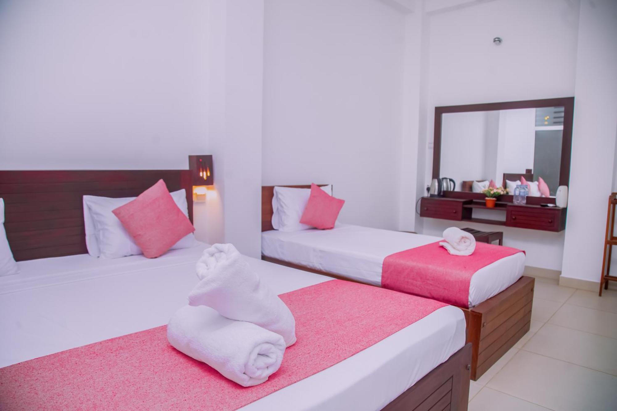 Ocean Villa Den Galle Exterior photo